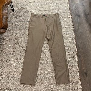 Docker’s Comfort Knit Chino - slim fit 34 x 34